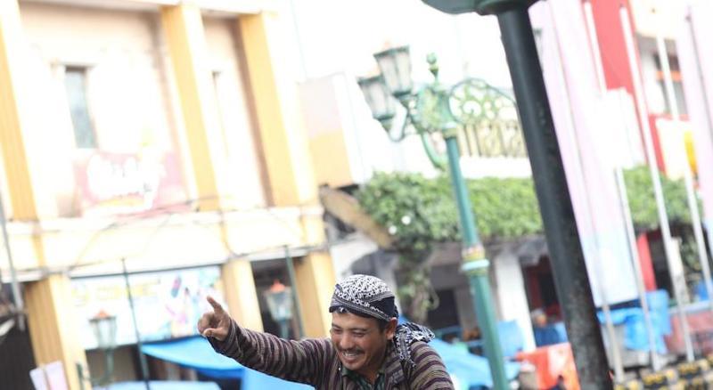 Whiz Hotel Malioboro Yogyakarta Exterior foto