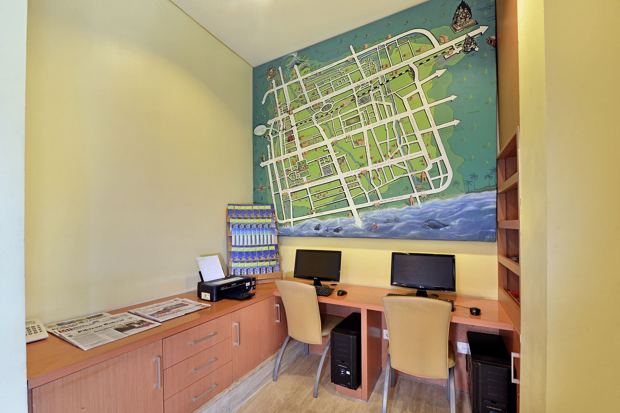 Whiz Hotel Malioboro Yogyakarta Exterior foto